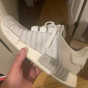 Adidas NMD R1 “Whiteout” SZ 11.5 🌬